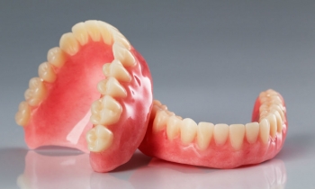 Правила пользования и ухода за зубными протезами